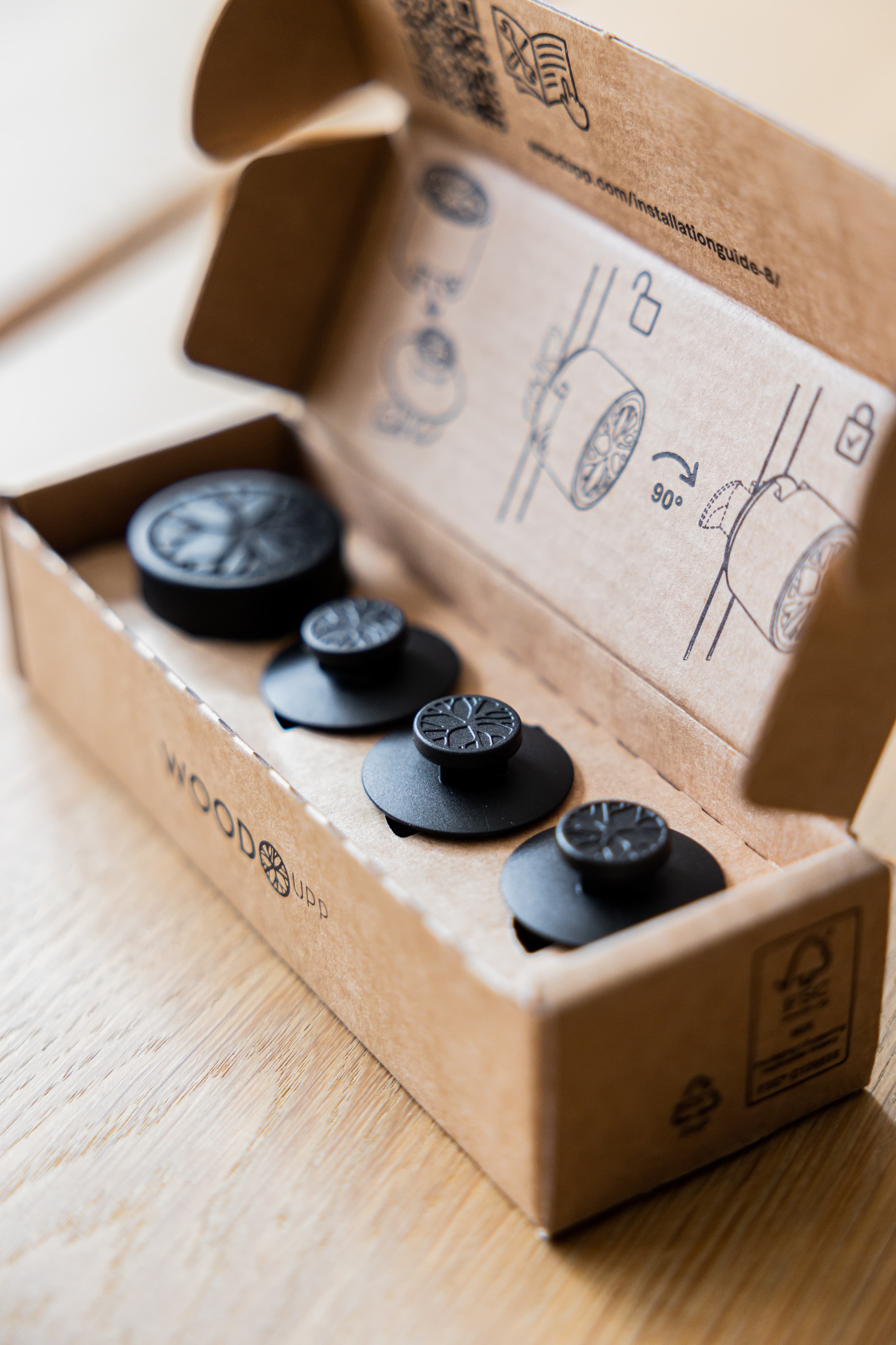 DUPPs — Crochets invisibles